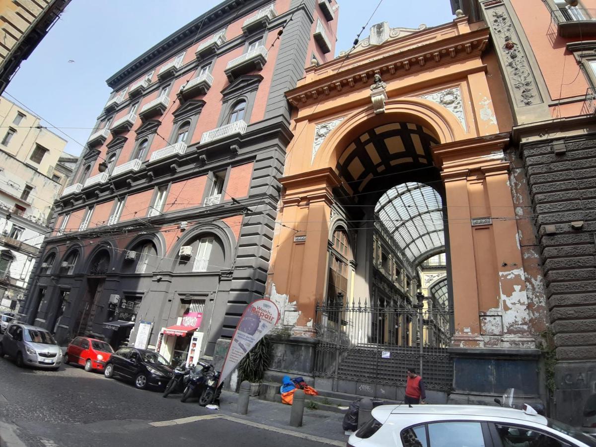 B&B Galleria Principe Di Napoli Extérieur photo